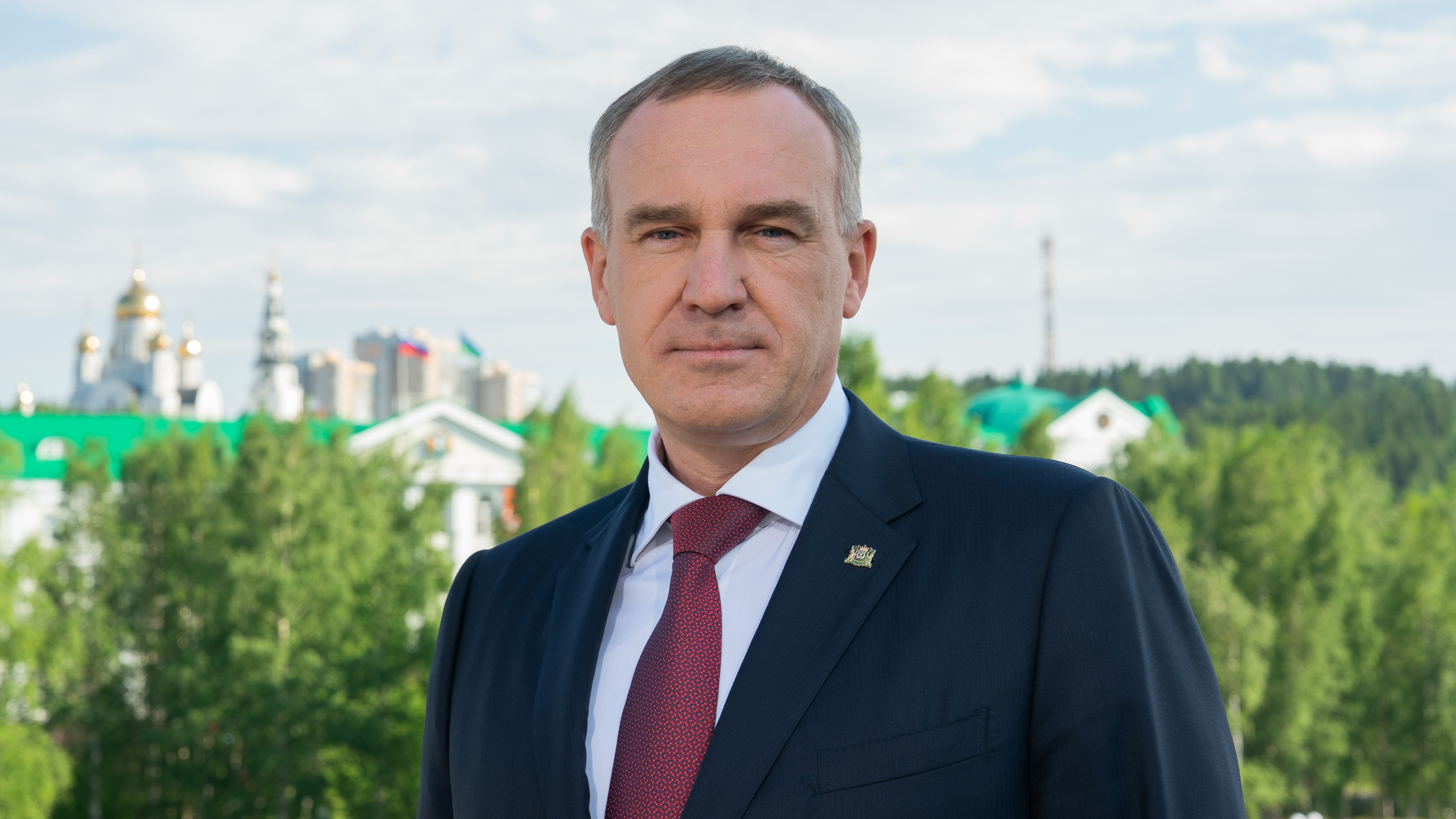 Сегодня вся страна отмечает День России